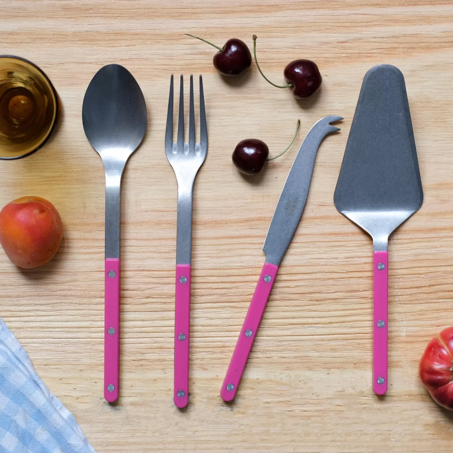 Set Les Essentiels - Ensemble De 4 Couverts De Service<Sabre Paris Bistrot Vintage Uni, Framboise